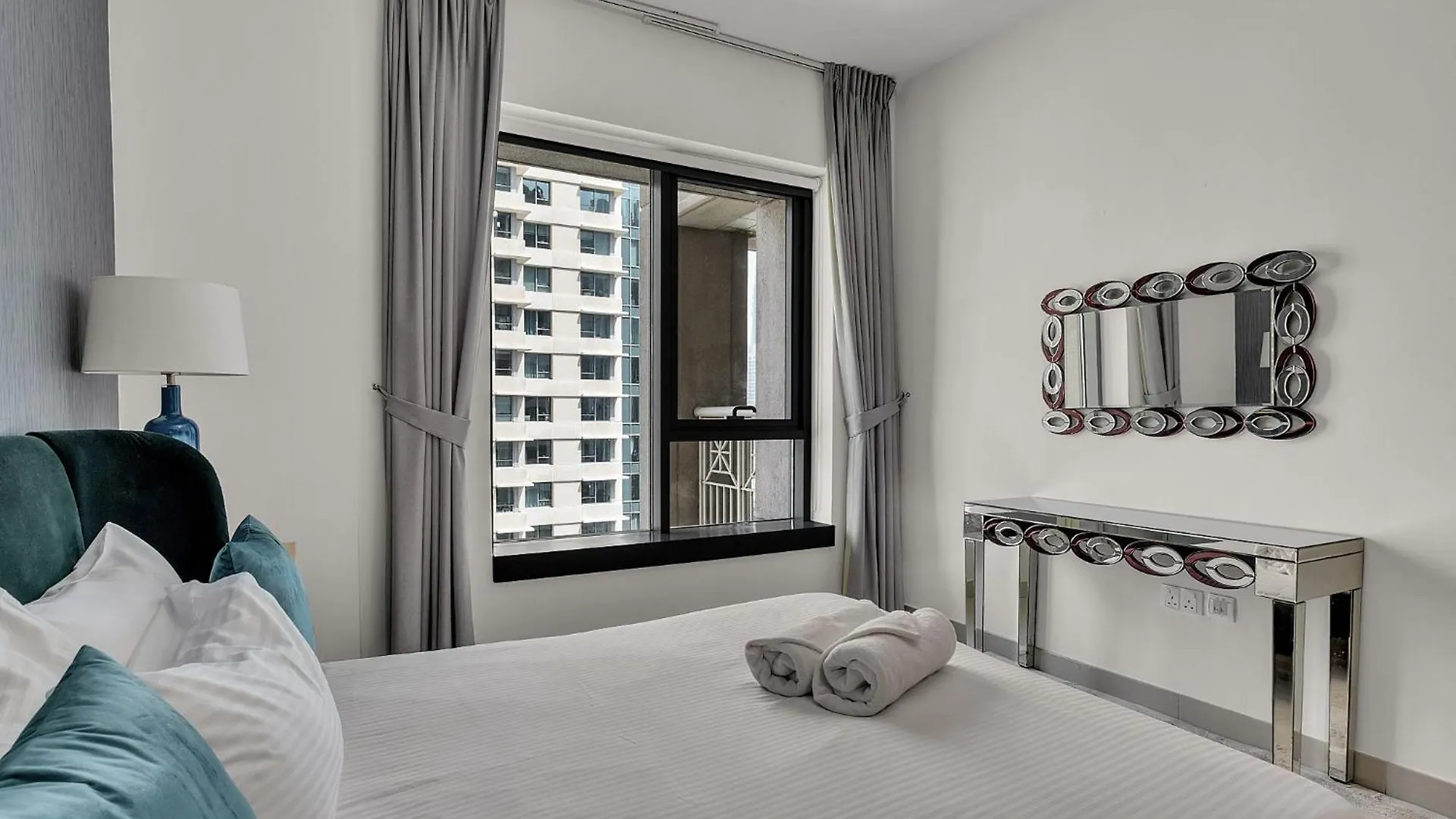 Apartment Bellavista 1 Bedroom Full Burj Khalifa View 29 Boulevard Downtown Dubai