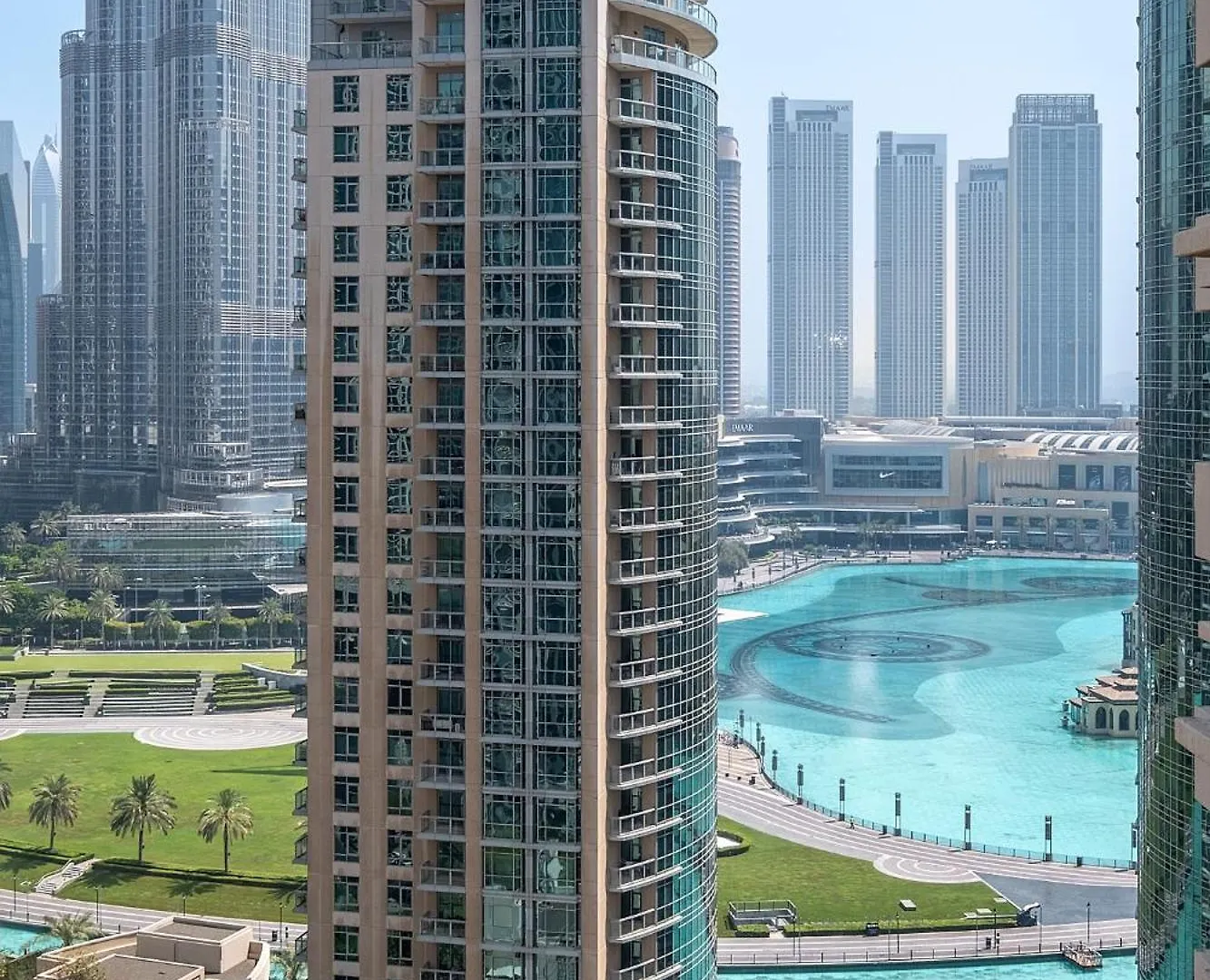 Bellavista 1 Bedroom Full Burj Khalifa View 29 Boulevard Downtown Dubai Apartment